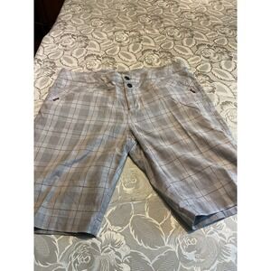 Royal Robbins Plaid Shorts Womens 8 Grey Burgundy Excellent Hiking Outdoor
